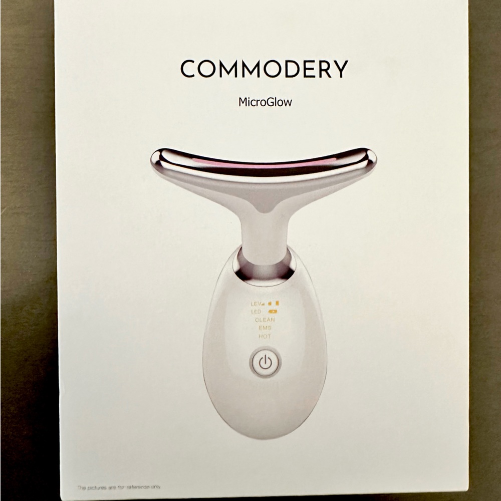 BRAND NEW Commodery Micro Glow -Light Therapy Facial Massager